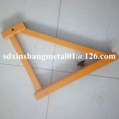 12'' Outrigger for utility scaffolding